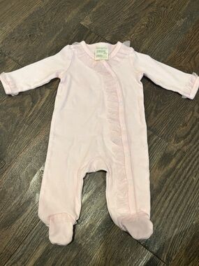 Baby Girls Pink Ruffle Snap-Front One-Piece Size 0-3 months